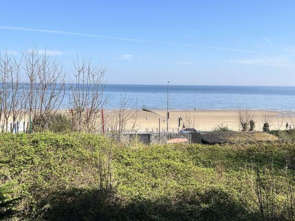 Chatsworth Close, Rhos on Sea photo 4
