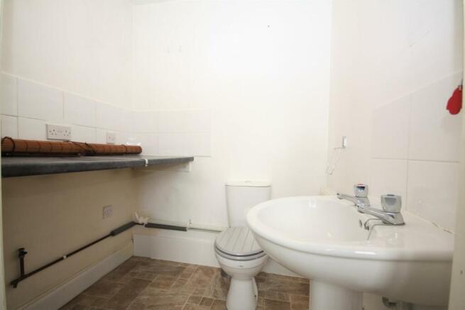 Cloakroom / Utility