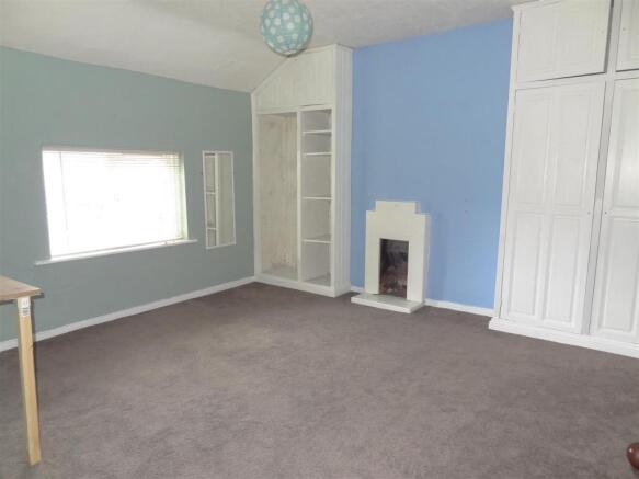 BEDROOM 3