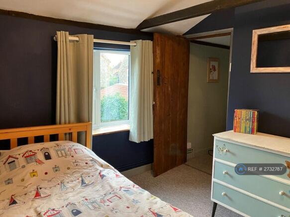 Single Bedroom/Dressing Room