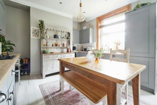 KITCHEN/DINER