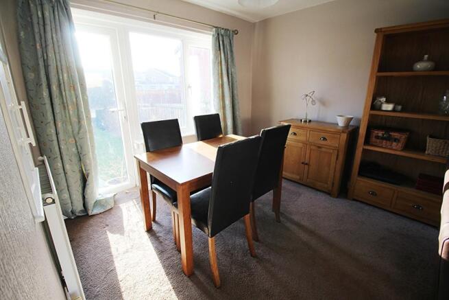 Lounge/Dining Room