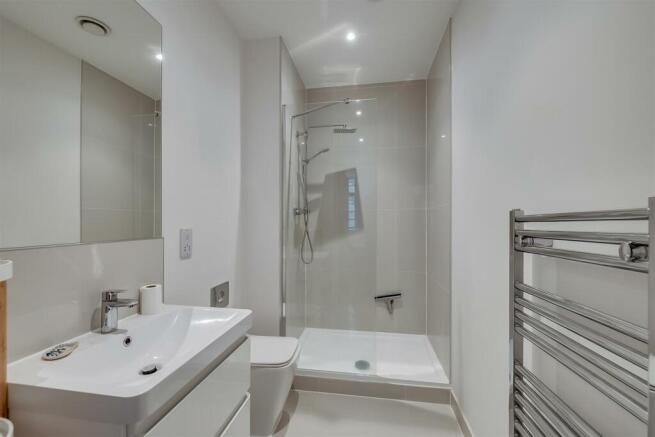 En Suite Shower Room