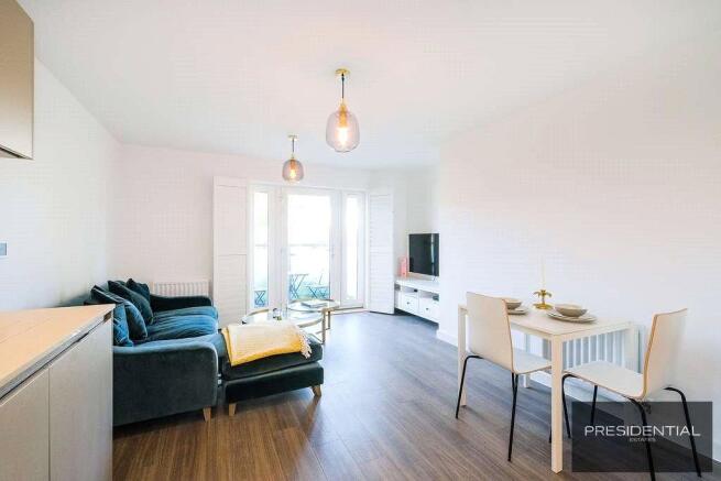 Lounge Dining Room