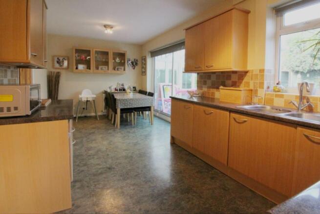 Kitchen / Breakfast