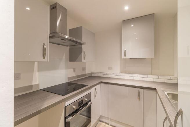 1 bed Flat Share to rent Image 3