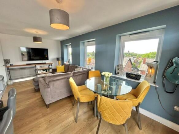 Living/Dining Room