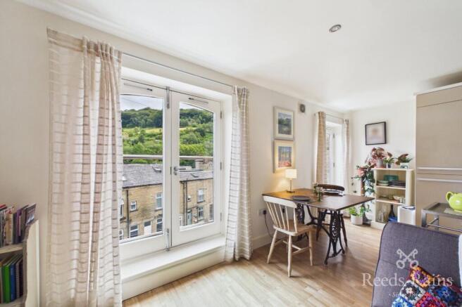1 bed Apartment for sale Image 6
