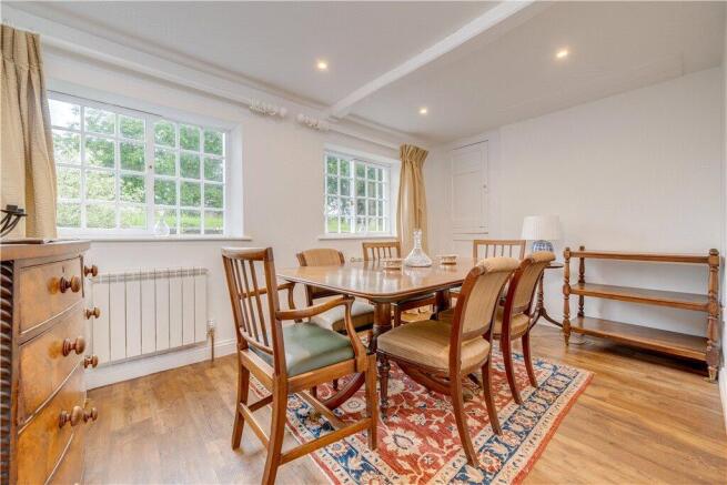 4 bed Detached for sale Image 4