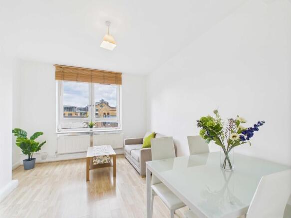 CAM03741G0-PR0109...