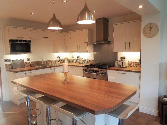 Breakfast Kitchen