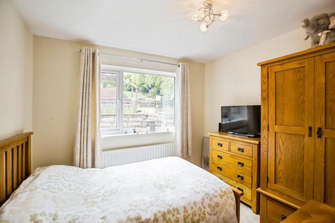2 bed Semi-Detached Bungalow for sale Image 12
