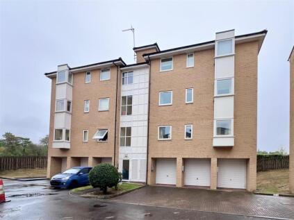 Calvie Croft, Hodge Lea, Milton Keynes