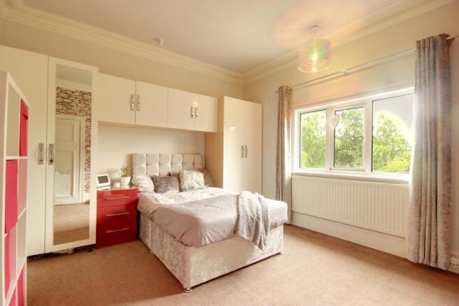 Bedroom 2 (Double)