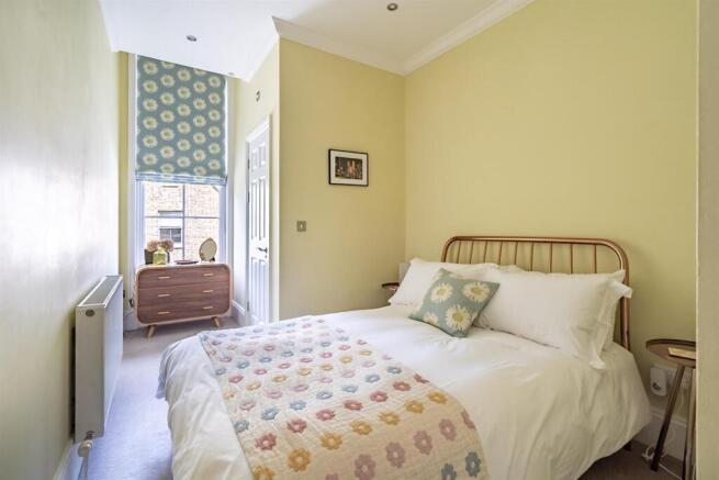2 bed Apartment for sale Image 9