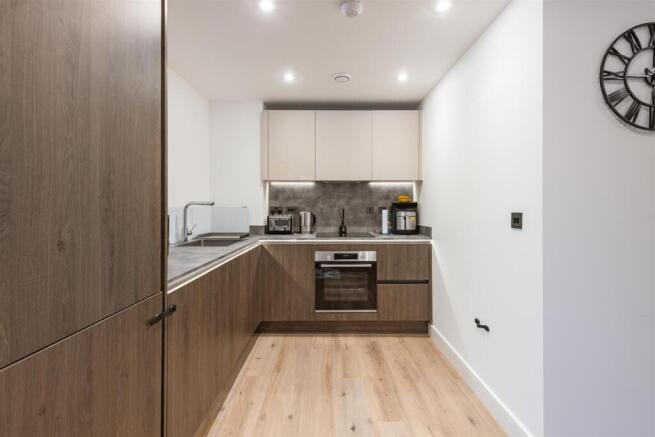 208 The Regent, B4 6LS_9064.jpg