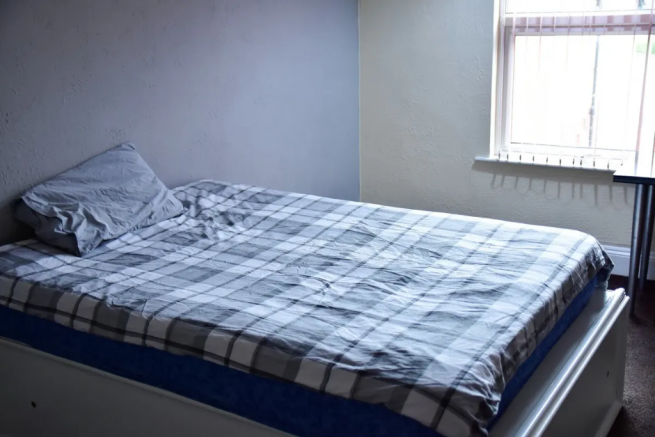 7 bed Terraced to rent Image 7