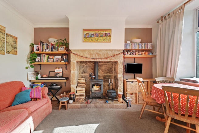 2 bed Terraced for sale Image 2