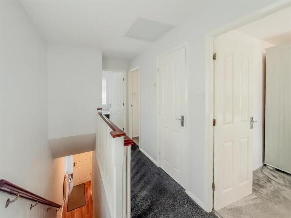 FIRST FLOOR LANDING