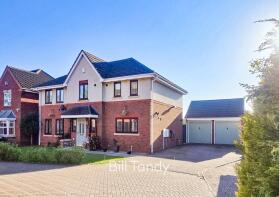 4, Gettings Close, Burntwood WS7 9QE