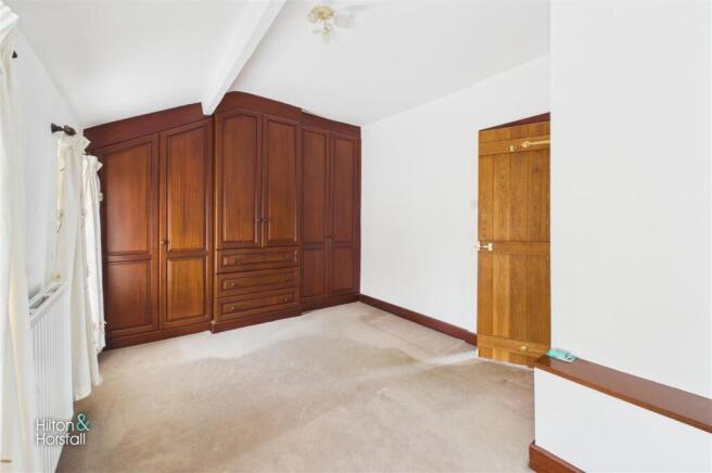 2 bed Cottage for sale Image 11