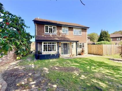 Clarendon Park, Lymington, Hampshire, SO41