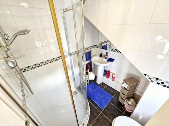 3 bed Semi-Detached for sale Image 12