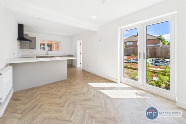 3 bed Semi-Detached for sale Image 7