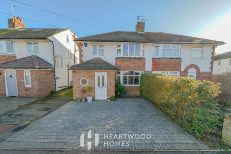 Oakwood Drive, St. Albans, AL4 0XD