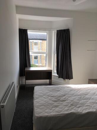 6 bed Not Specified to rent Image 8