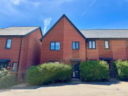 145, Bluebell Way, Fareham PO15 7PZ