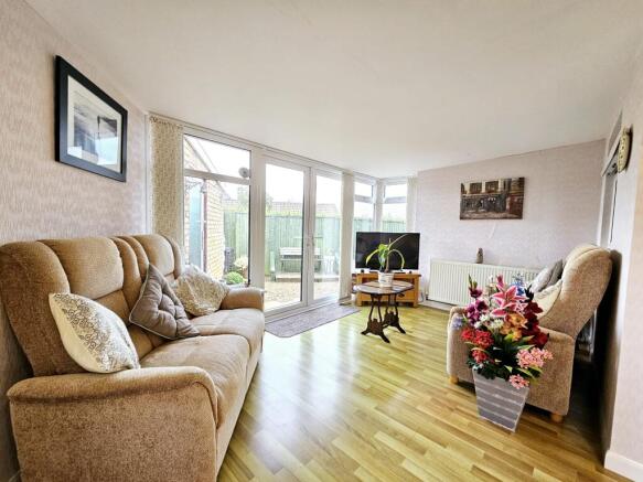 3 bed Semi-Detached Bungalow for sale Image 10