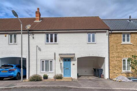 Field Close, Sturminster Newton