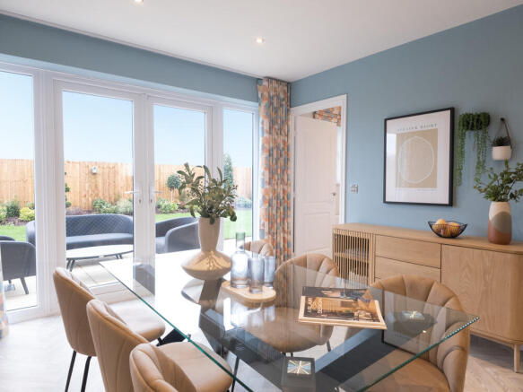 4 bed Detached for sale Image 6