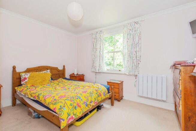 Norwood Hill Road, Charlwood, Horley, Surrey, RH6 photo 4