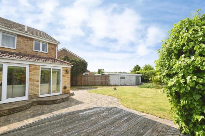 3 bed Semi-Detached for sale Image 4