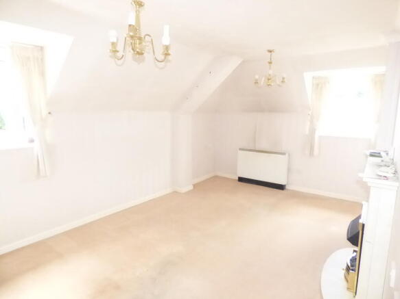 2 bed Apartment for sale Image 11