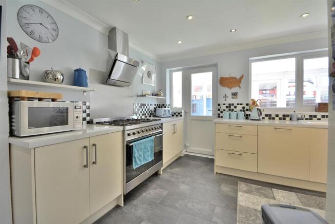 Dining Kitchen