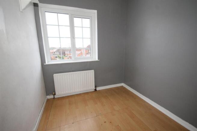 4 bed Semi-Detached for sale Image 11