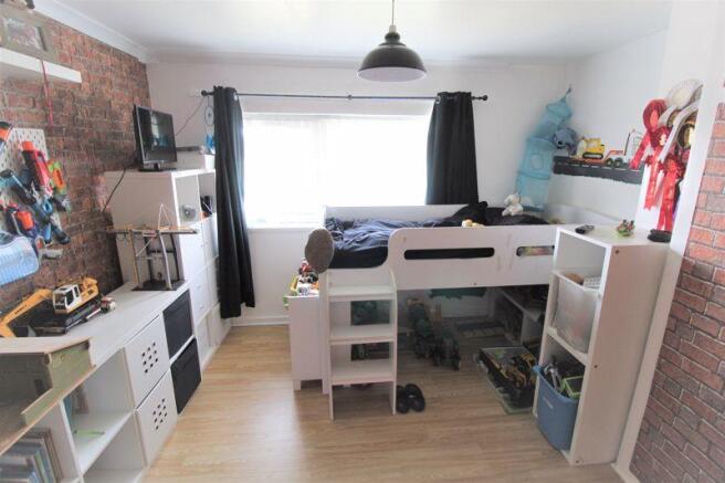 Photo 42