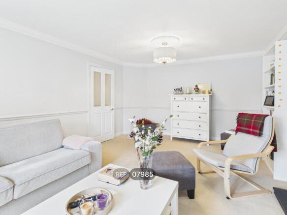 5 bed Detached to rent Image 5