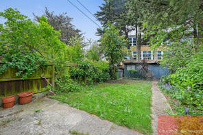 40, Harlesden Gardens, London NW10 4EX