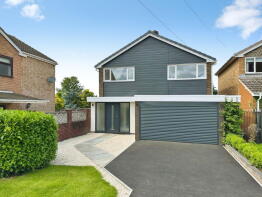 5, Castlecroft Gardens, Bridgnorth WV15 5BE