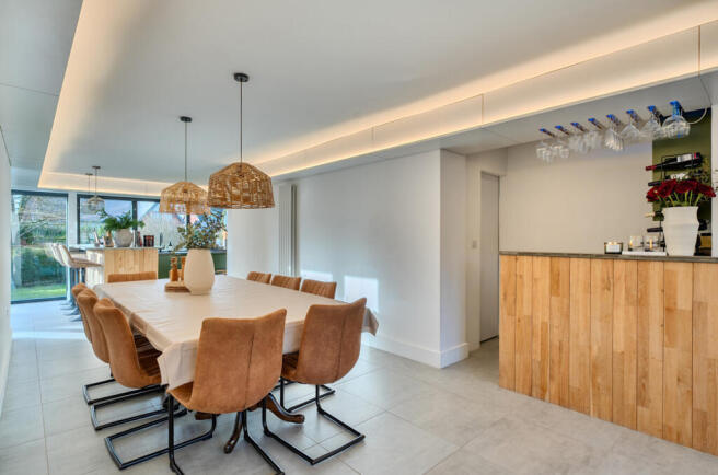 1418219-11-699897...