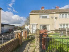 140, Holmfield Close, Pontefract WF8 2ND