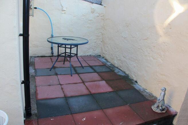 REAR COURTYARD