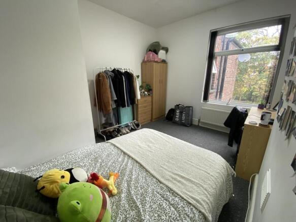 38lr.room4.jpg