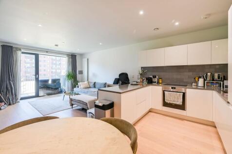 Banyan Court, E16, Docklands, LONDON, E16