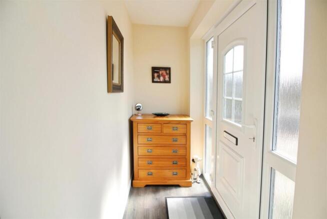 2 bed Semi-Detached Bungalow for sale Image 10