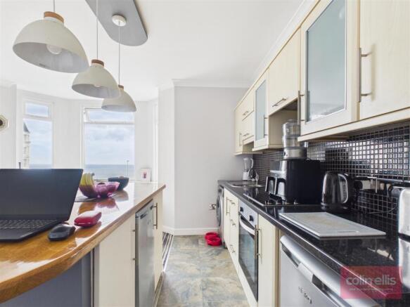 1 bed Flat for sale Image 5